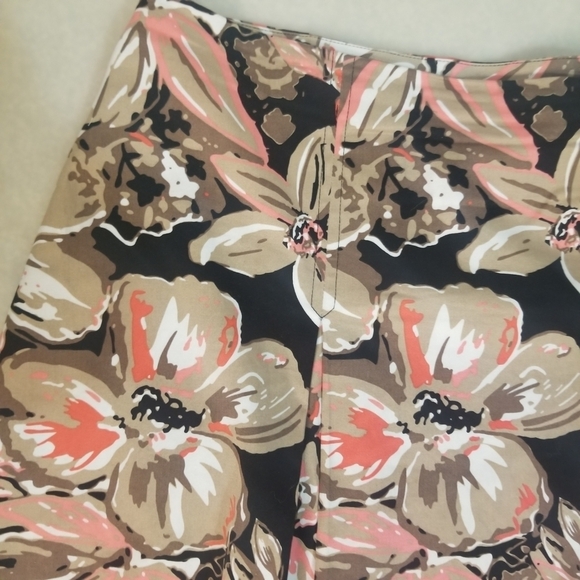 Christopher&Banks Pleated Floral Knee Length Skirt - Picture 5 of 11